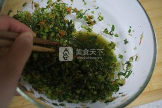 <a href=/shicai/shucai/TongHao/index.html target=_blank><u>茼蒿</u></a>炸丸子