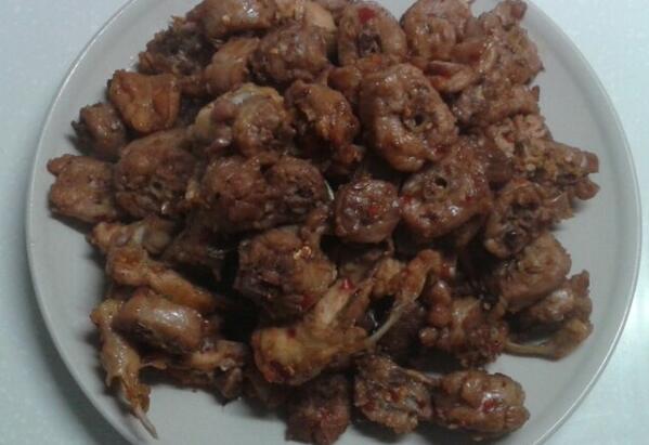 烧烤味的孜然香辣<a href=/shicai/rouqin/JiBo/index.html target=_blank><u>鸡脖</u></a>子怎么做?