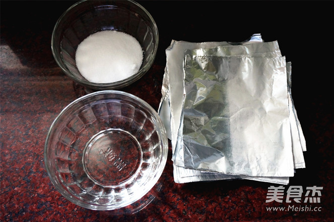 自制出油咸<a href=/shicai/rouqin/JiDan/index.html target=_blank><u>鸡蛋</u></a>的做法