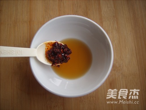 蒸臭<a href=/shicai/mimian/DouFu/index.html target=_blank><u>豆腐</u></a>的做法