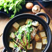 芹菜鲫鱼豆腐的做法