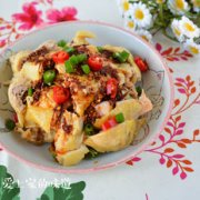 红辣鲜嫩,自制绝杀菜品口水鸡