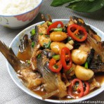 蒜子焖叉尾的做法