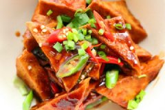 年夜饭菜谱:红烧家常豆腐的家常做法