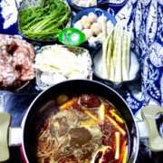 麻辣红油火锅的做法