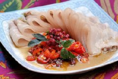 鲜椒乳香白肉的家常做法