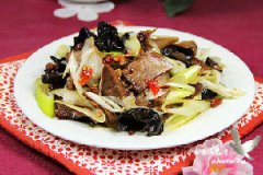 香辣葱爆口条的家常做法