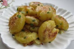 脆皮椒盐小土豆的家常做法