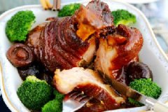 冰糖肘子的家常做法