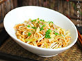 韭黄炒面的做法