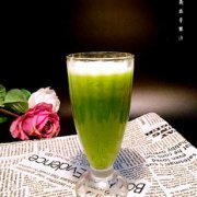 西芹黄瓜苹果汁的做法
