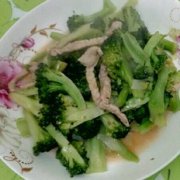 肉炒西兰花的做法