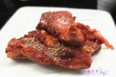 迷迭香蜜汁叉烧的做法