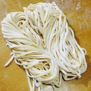 手工番茄面条的做法