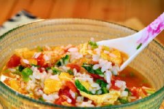 蕃茄煎蛋烫饭的做法