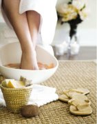 健康长寿足部保健3步奏